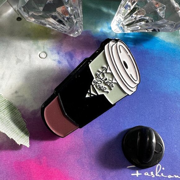 Briar Rose Aurora Lapel Pin Sleeping Beauty Coffee Cup Badge Brooch Princess Pin - Picture 2 of 8